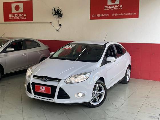 FORD FOCUS 2.0 SE SEDAN 16V FLEX 4P POWERSHIFT FORD FOCUS 2.0 SE SEDAN 16V FLEX 4P POWERSHIFT